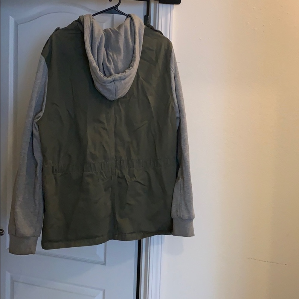 Jacket - Picture 2 of 4
